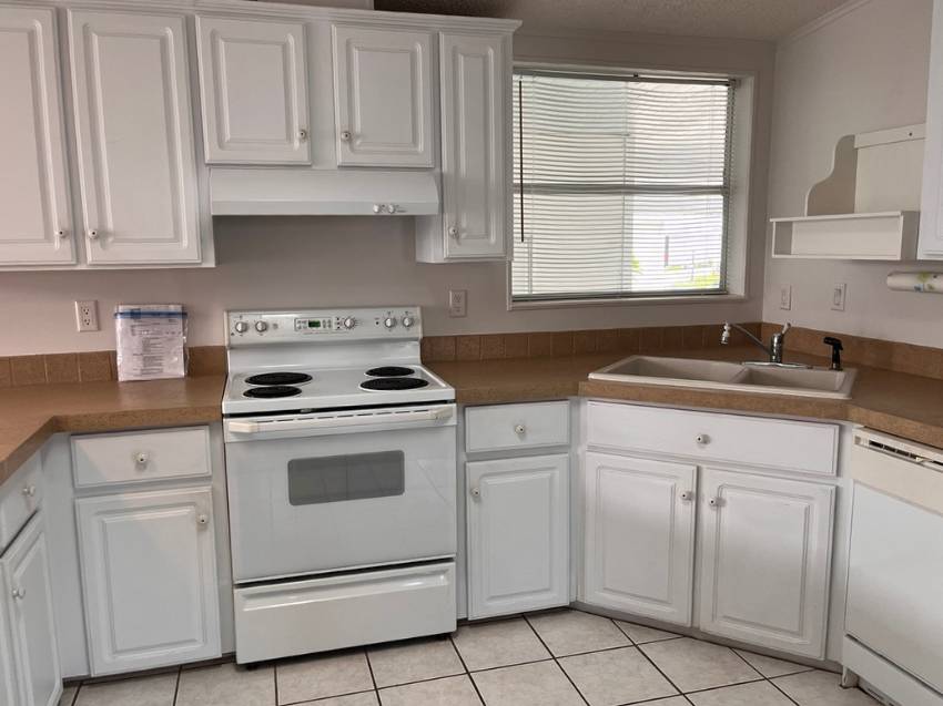 1276 Las Brisas Lane a Winter Haven, FL Mobile or Manufactured Home for Sale